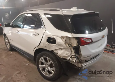 2018 Chevrolet Equinox Premier z USA, uszkodzony, nr VIN 2GNAXVEV0J6269410